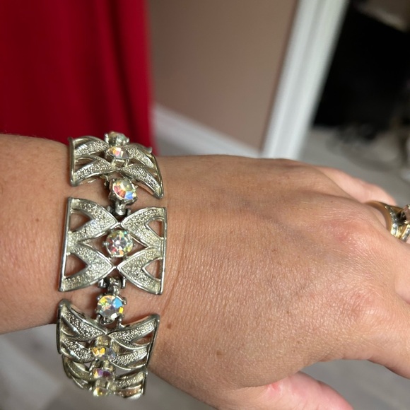 CORO 1950 AB boralis rhinestone bracelet 7 inches 💜 - Picture 3 of 6